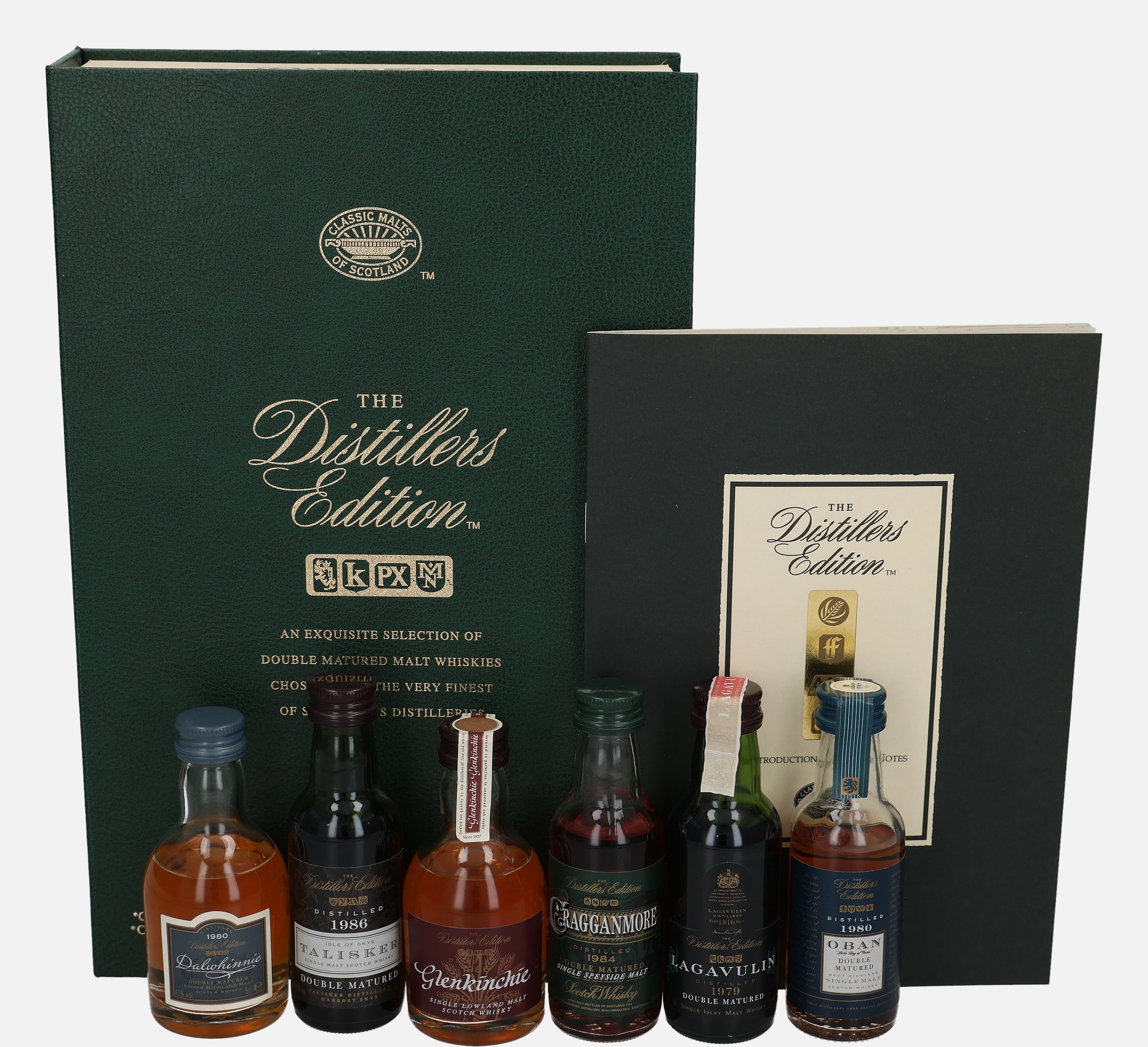Classic Malts Set The Distillers Edition Original Bottling Dalwhinnie 1980 Double Matured 43% vol. Lagavulin 1979 Double Matured 43% vol. Glenkinchie 1986 Double Matured43% vol. Oban 1980 Double Matured 43% vol. Cragganmore 1984 Double Matured 40% vol. Talisker 1986 Double Matured 45.8% vol. 6x 5cl e Uncategorized 