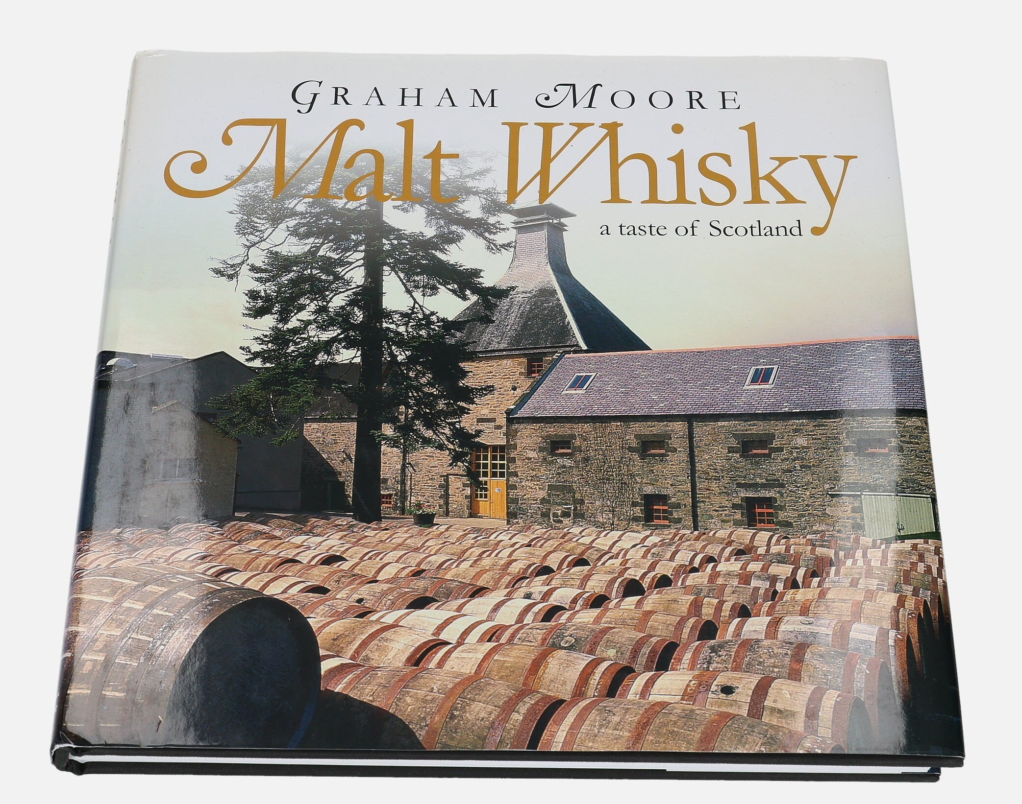 Book Malt Whisky a taste of Scotland Graham Moore 194 pages in english Uncategorized 